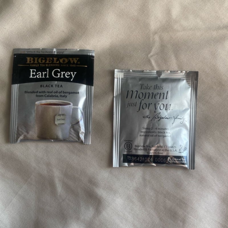 [BUNDLE] Grimstone- Dark Romance bundle: stickers, sticky tabs, bookmark, and ear gray tea.