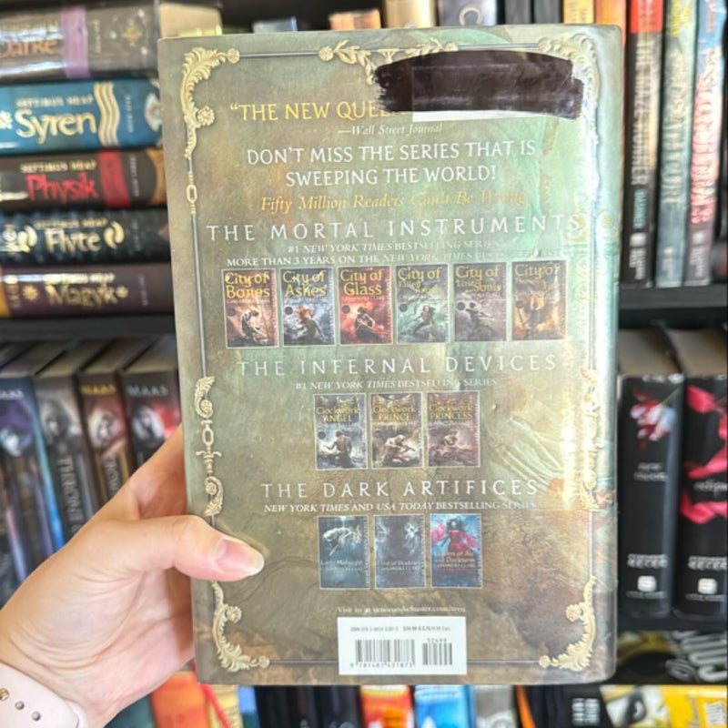 Chain of Gold (COLLECTOR'S FIRST EDITION)