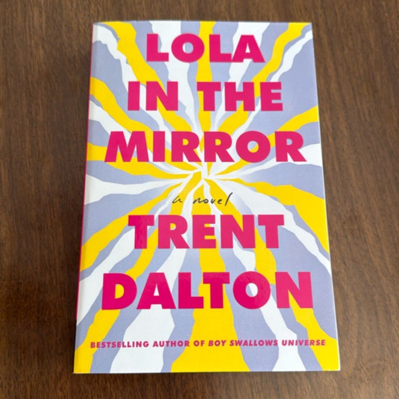 Lola in the Mirror