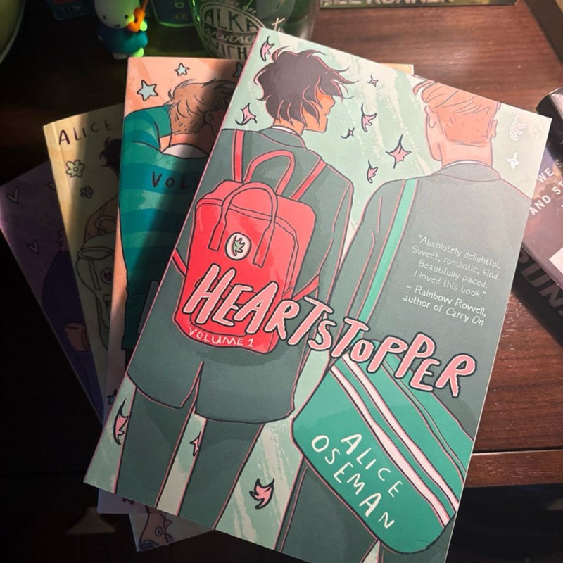 Heartstopper 1-4 book set 