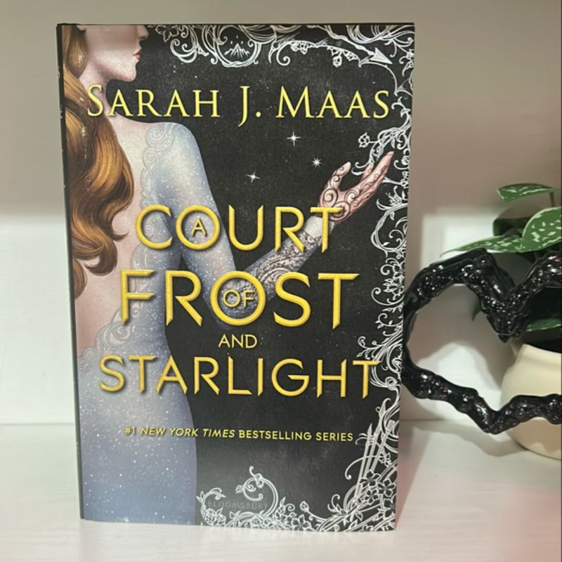 A Court of Frost and Starlight OOP HARDBACK