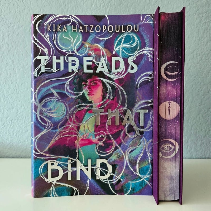 Fairyloot The Threads That Bind SIGNED by Kika Hatzopoulou Special Edition