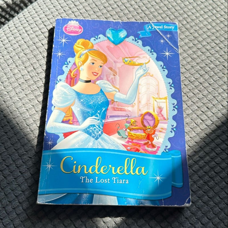 Disney Princess Cinderella: the Lost Tiara, A Jewel Story