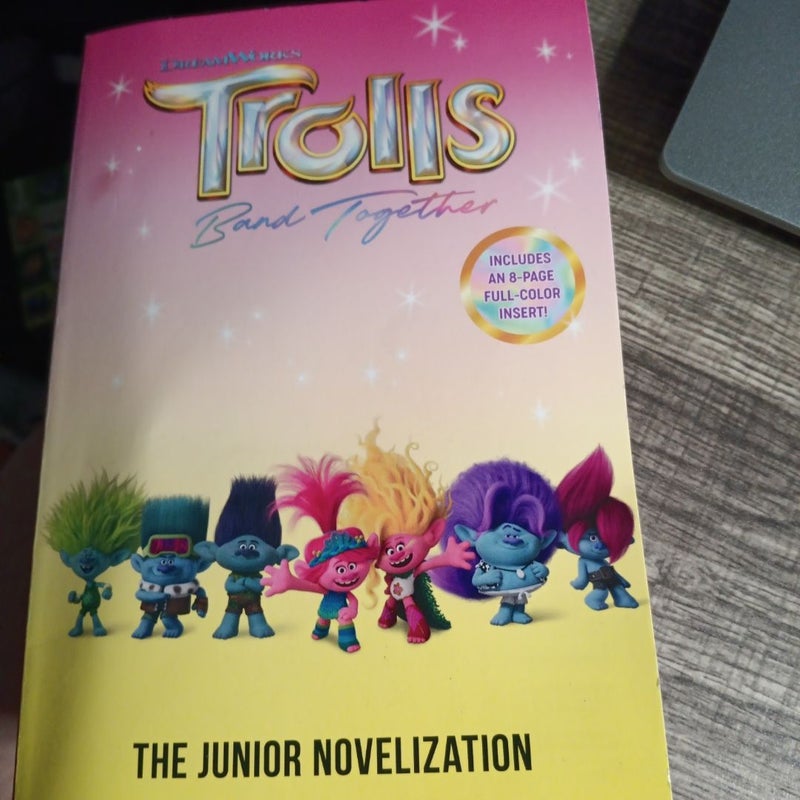 Trolls Band Together: the Junior Novelization (DreamWorks Trolls)