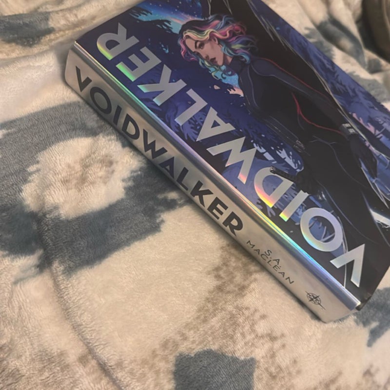 洋書 VOIDWALKER Illumicrate edition English Voidwalker illumicrate edition by S.a.maclean, Hardcover