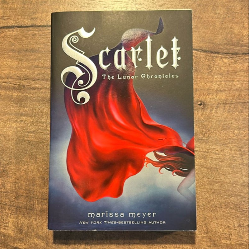 Scarlet (The Lunar Chronicles)