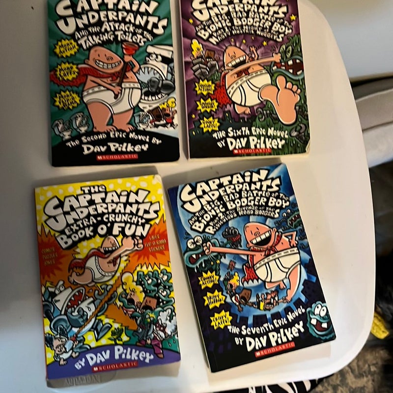 The Captain Underpants Extra-Crunchy Book O' Fun