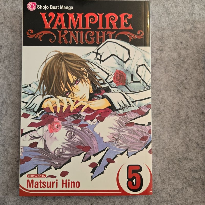 Vampire Knight, Vol. 1-8