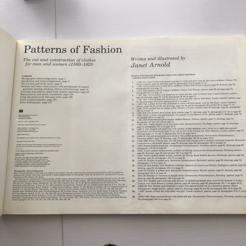 Patterns of Fashion, 1560-1620 by Janet Arnold, Paperback | Pangobooks