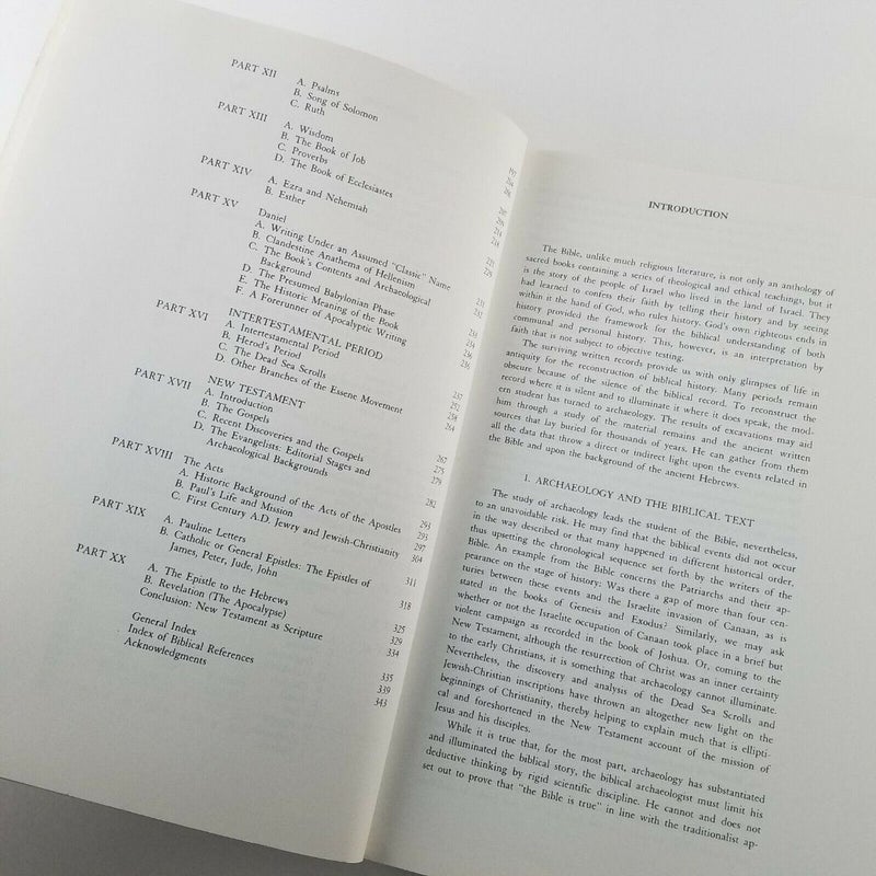 Archaeology of the Bible Book by Book by Gaalyah Cornfeld, Paperback Pangobooks