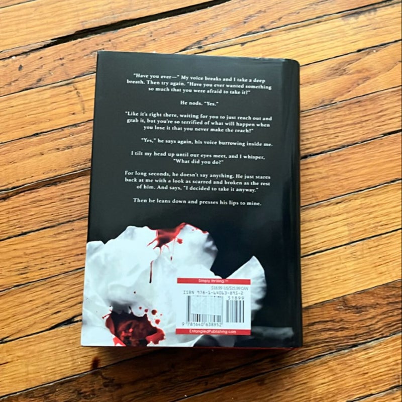 Crave by Tracy Wolff Hardback 