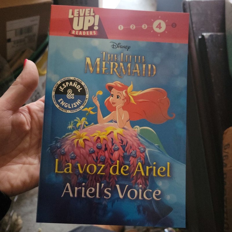 Ariel's Voice / la Voz de Ariel (English-Spanish) (Disney the Little Mermaid) (Level up! Readers)