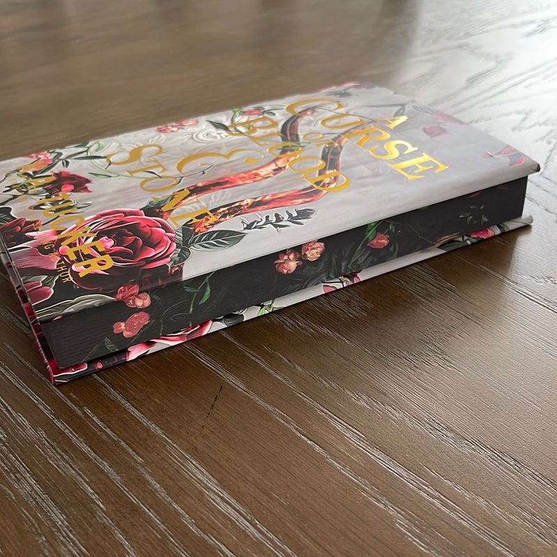 THE BOOKISH BOX Exclusive Edition A Curse of Blood and Stone