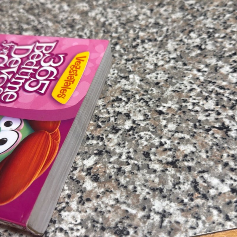 Veggie Tales 365 Bedtime Devos for Girls