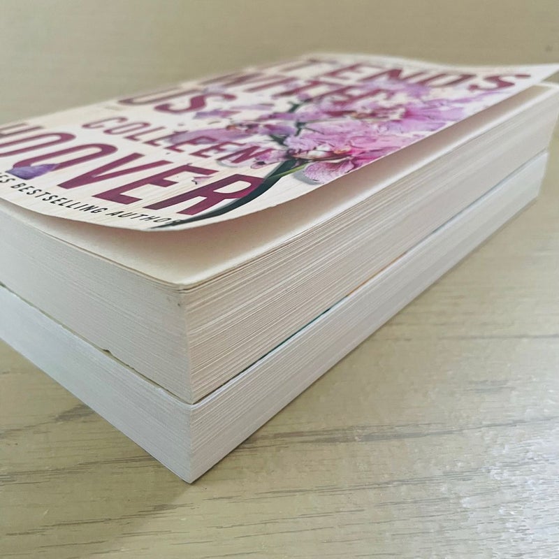 Colleen Hoover Bundle-Lot of 2; It Starts With Us, It Ends With Us