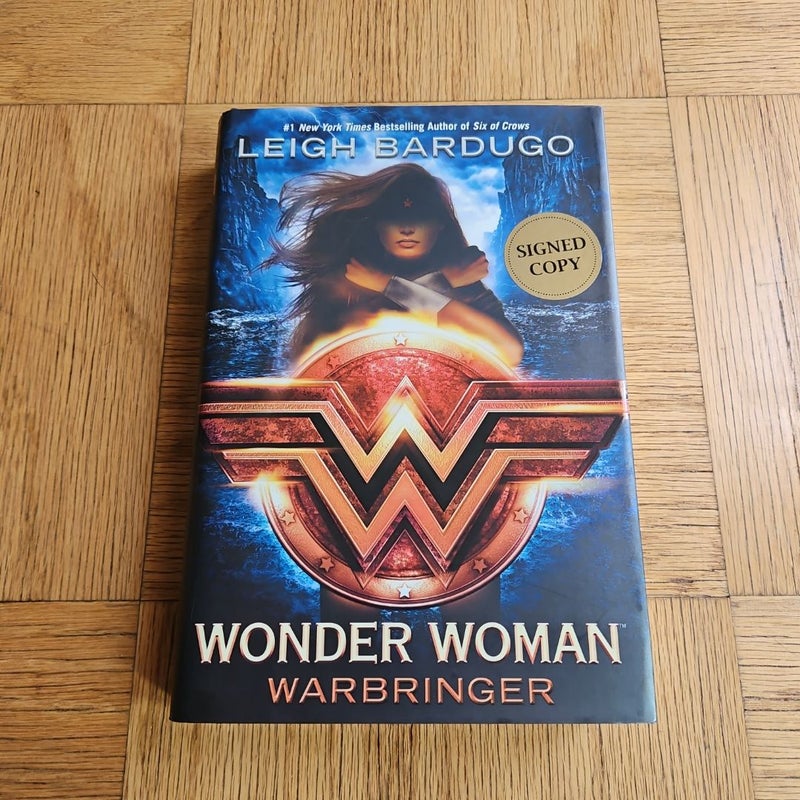 SIGNED PLUS POSTER Special Edition of Wonder Woman Warbringer by Leigh Bardugo