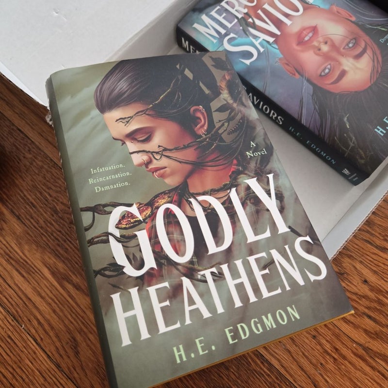 Pr box book 1 & 2 : Godly Heathens & Merciless Saviors