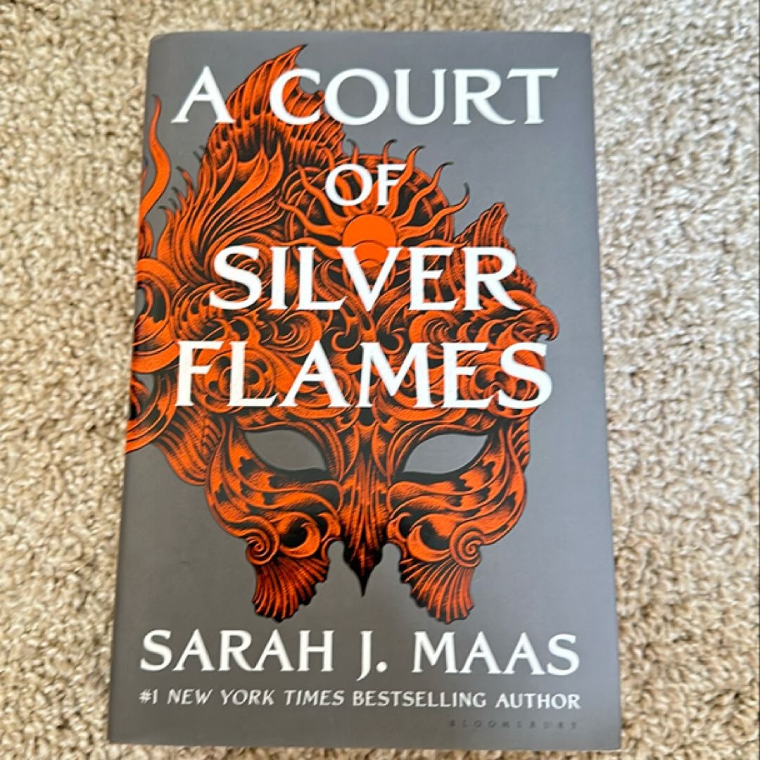 A Court of Silver Flames SIGNED EDITION