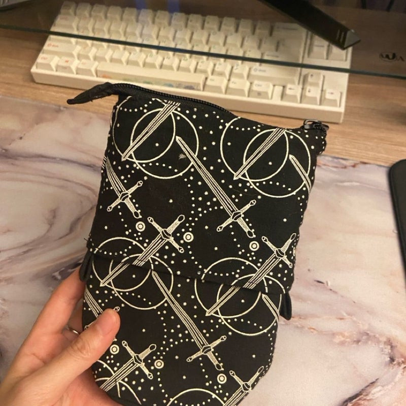 Illumicrate Dark Academia Reading Journal & Pencil Pouch