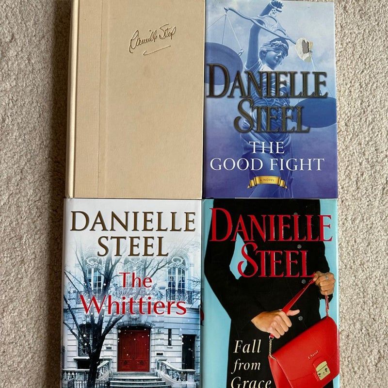 4 books of Danielle Steel 