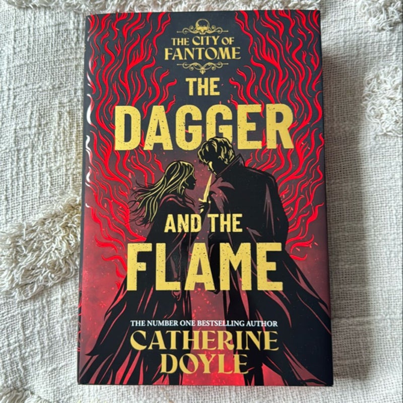 The Dagger and the flame fairyloot edition 