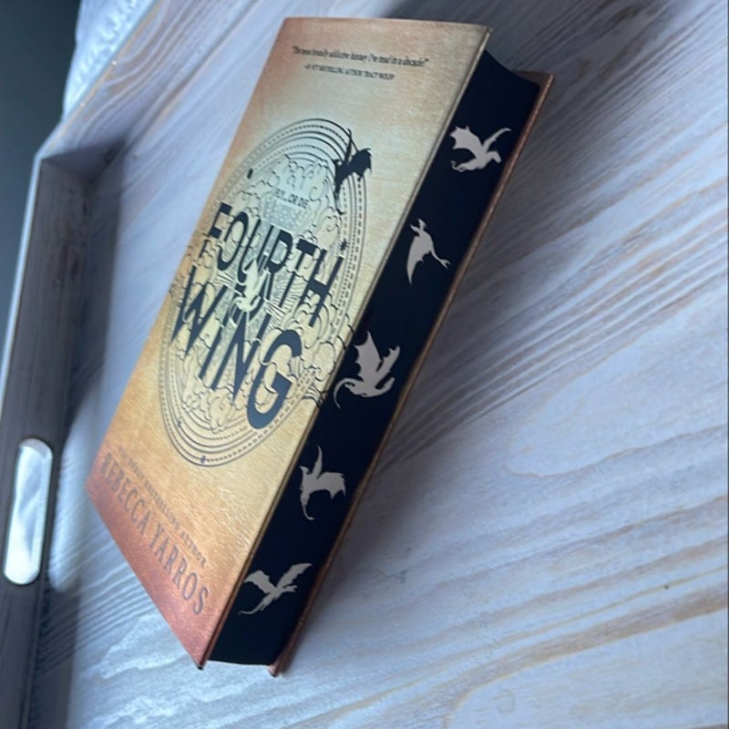 Fourth Wing | First Edition with Sprayed Edges 