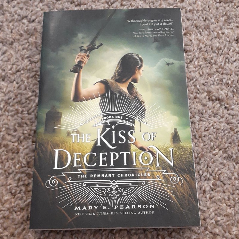 The Kiss of Deception: The Remnant by Pearson, Mary E.