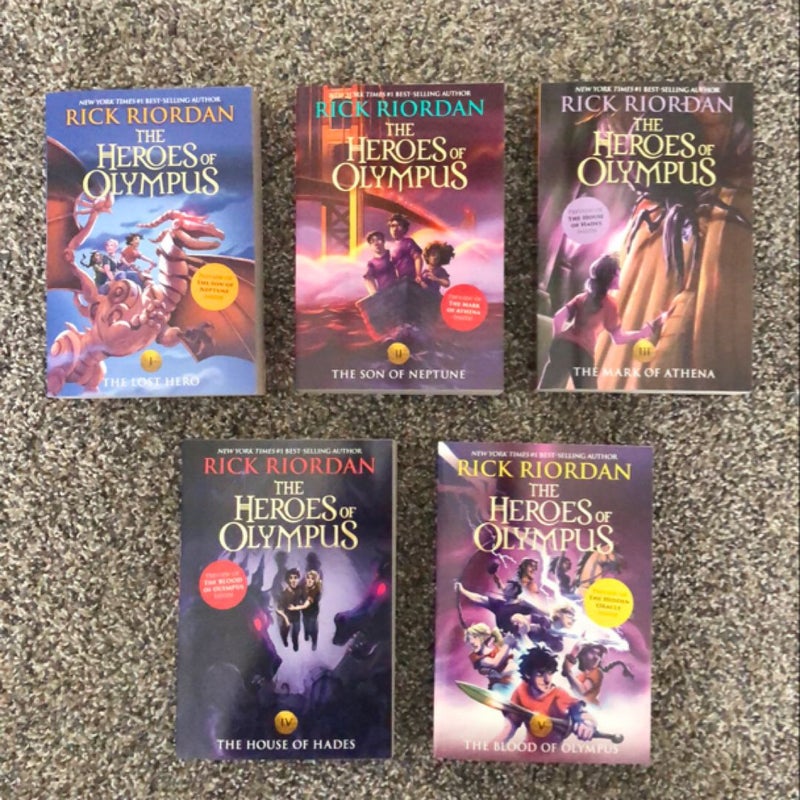 The Heroes of Olympus Paperback Boxed Set (10th Anniversary Edition)