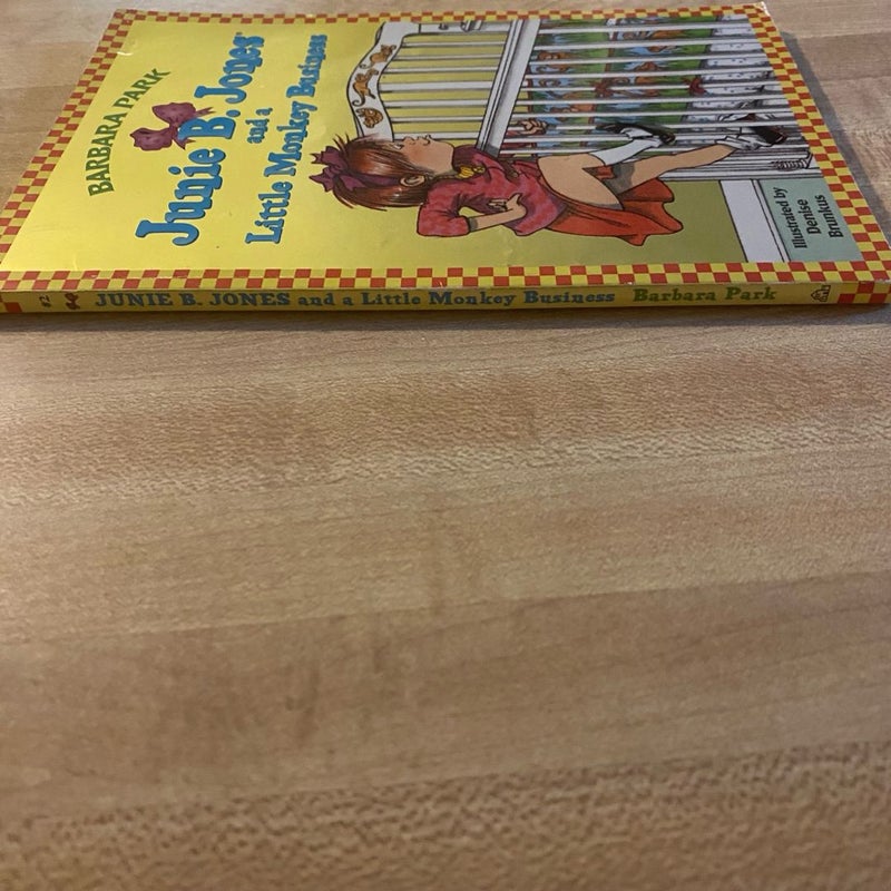 Junie B. Jones #2: Junie B. Jones and a Little Monkey Business