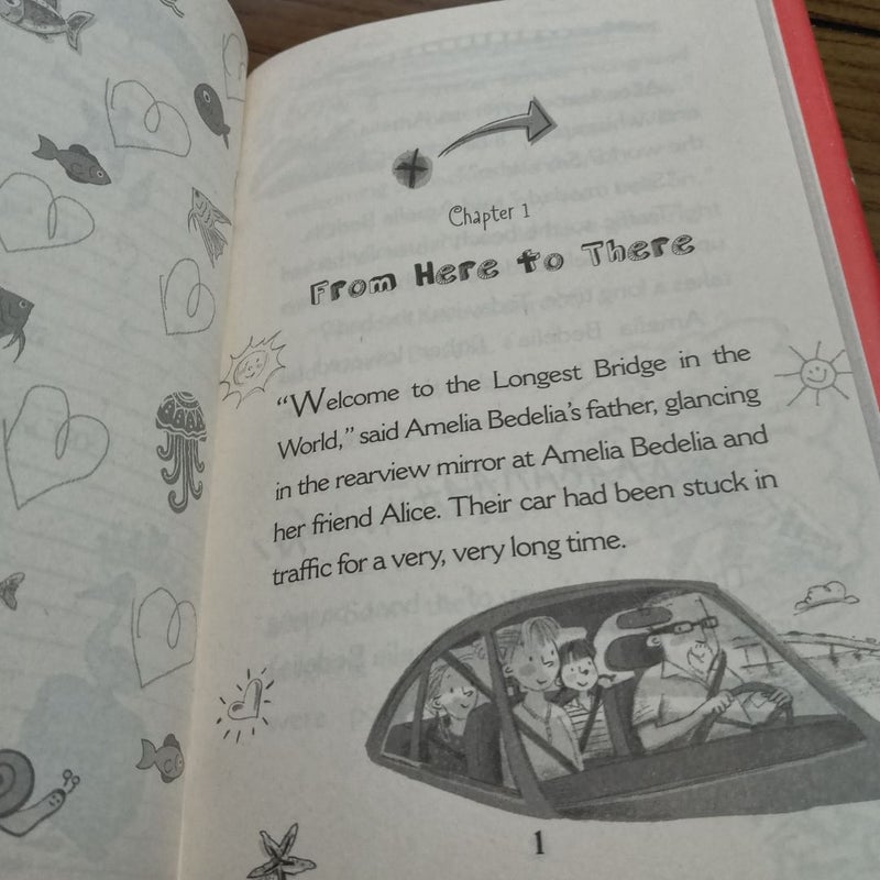 Amelia Bedelia Chapter Book #12: Amelia Bedelia Digs In