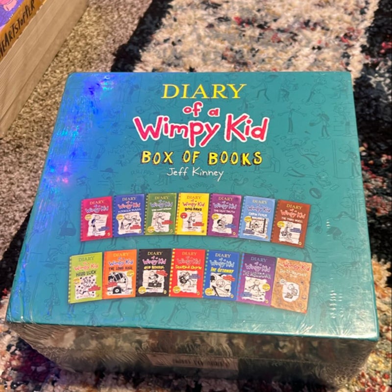 Diary of a Wimpy Kid 12 Books Complete Collection Set New(Diary Of a Wimpy Kid,Rodrick Rules,The Last Straw,Dog Days,The Ugly Truth,Cabin Fever,The Third Wheel,Hard Luck,The Long Haul,Old School..etc