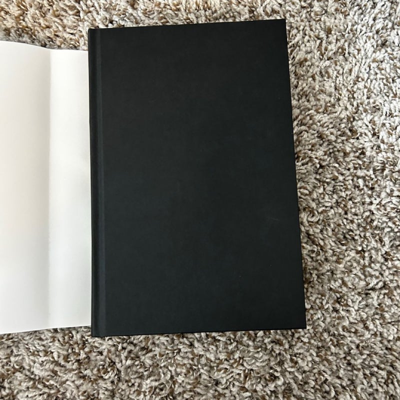 Onyx Storm (Standard Edition)