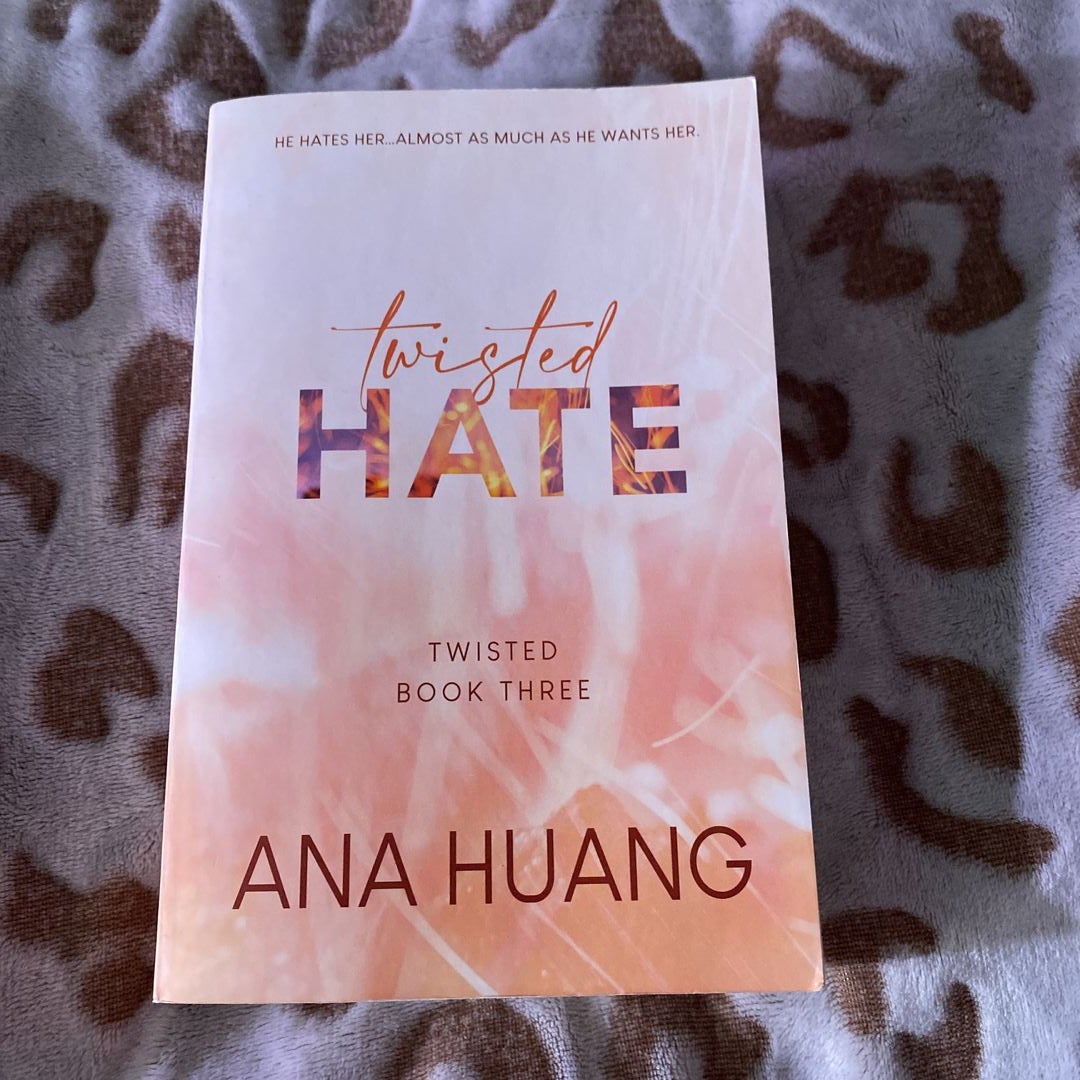 Twisted Hate by Ana Huang, Paperback | Pangobooks