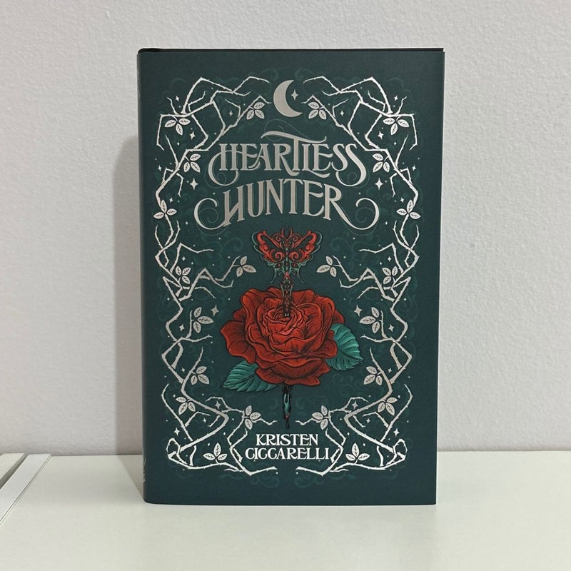 Owlcrate *SIGNED* Heartless Hunter/The Crimson Moth
