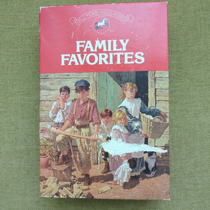 Dell Yearling Classics Set: Doctor Dolittle: A Treasury, Five Little Peppers and How They Grew, Rebecca of Sunnybrook Farm