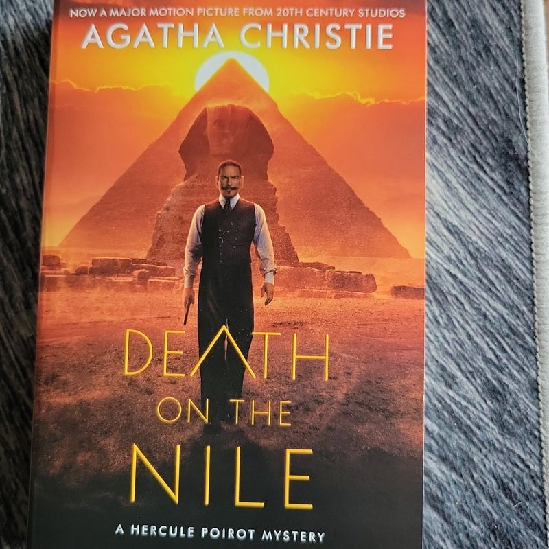Death on the Nile [Movie Tie-In 2022]
