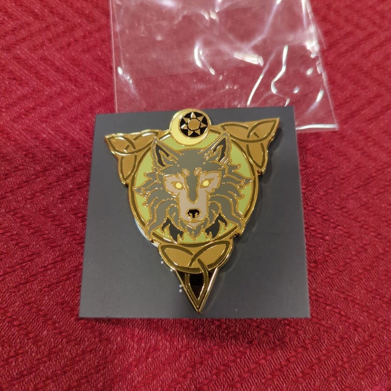 The Golden Wolf series book pin