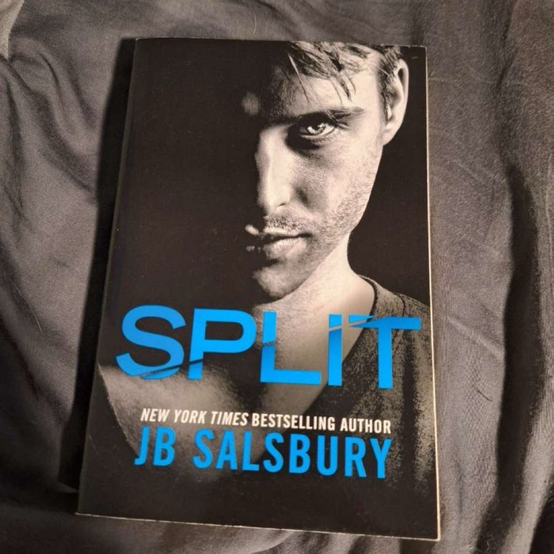 Split by JB Salsbury , Paperback | Pangobooks