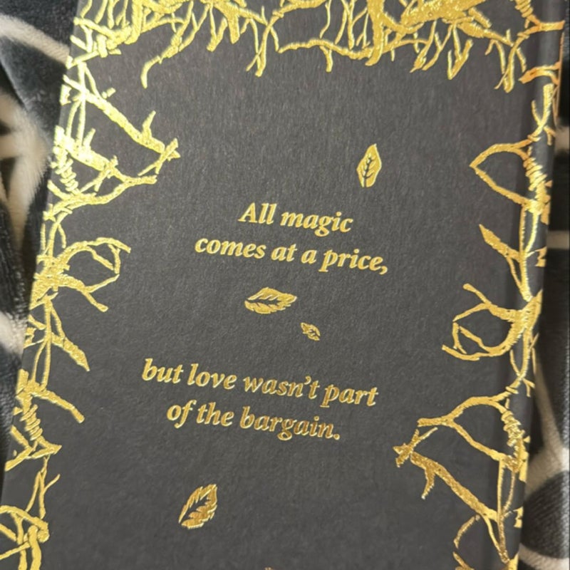 Gilded * Fairyloot Exclusive *