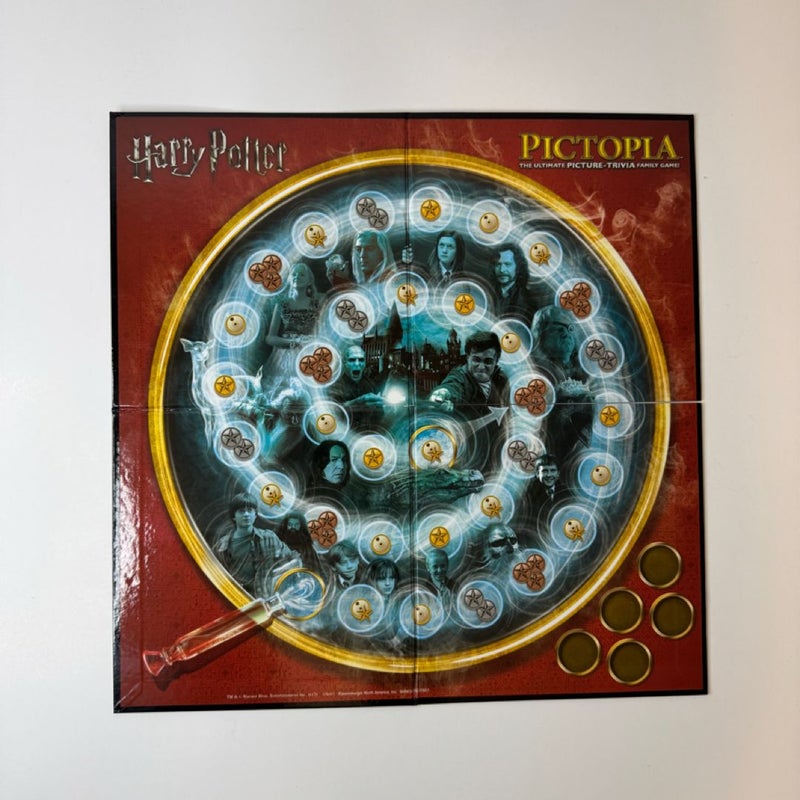 PUZZLE Pictopia: Harry Potter Edition Family Trivia Board Game