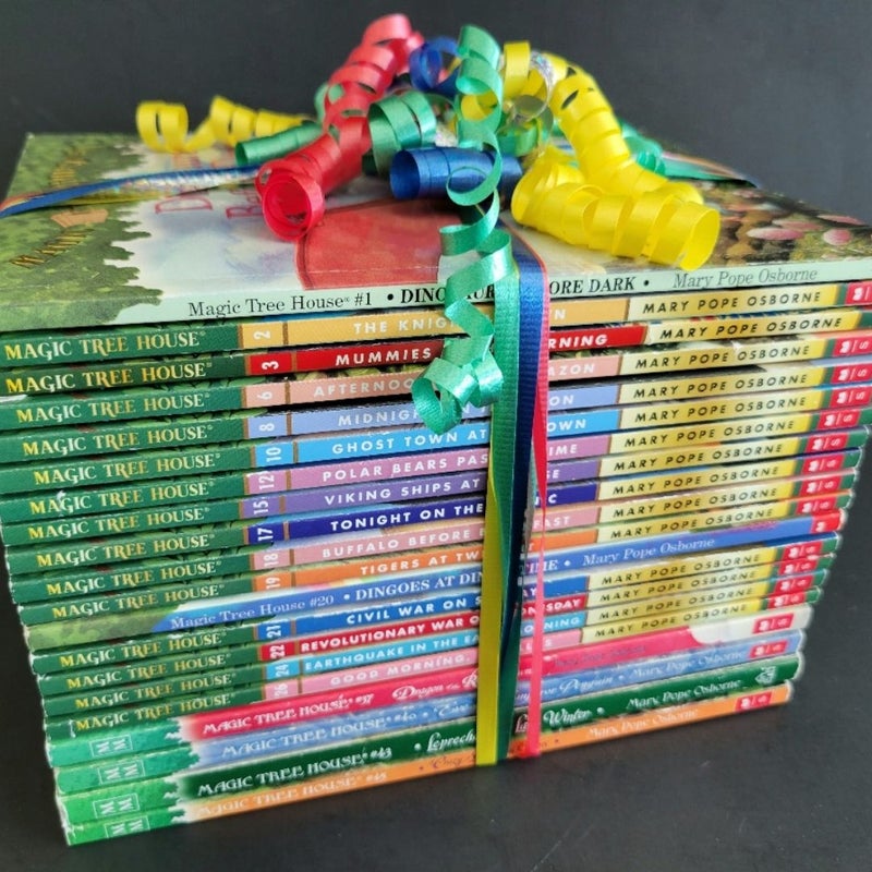 MAGIC TREE HOUSE MERLIN MISSION LOT OF 20 BOOKS BY MARY POPE OSBORN W/ STICKERS