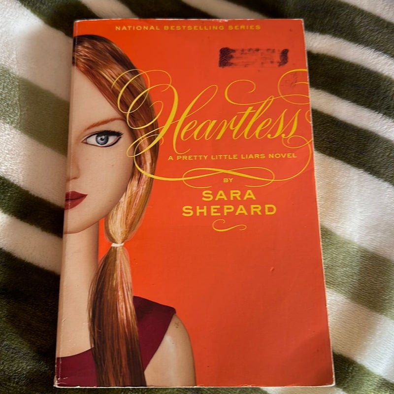 Pretty Little Liars #7: Heartless