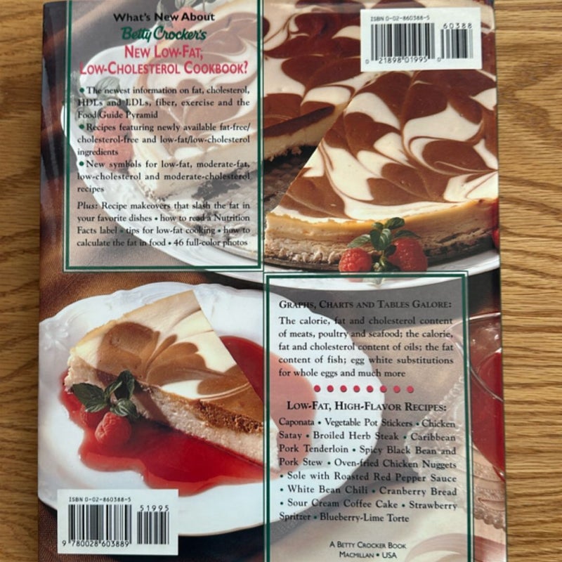 Betty Crocker's New Low-Fat, Low Cholesterol Cookbook