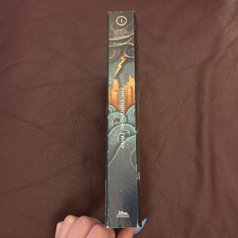Percy Jackson and the Olympians, Book One the Lightning Thief (Percy Jackson and the Olympians, Book One)