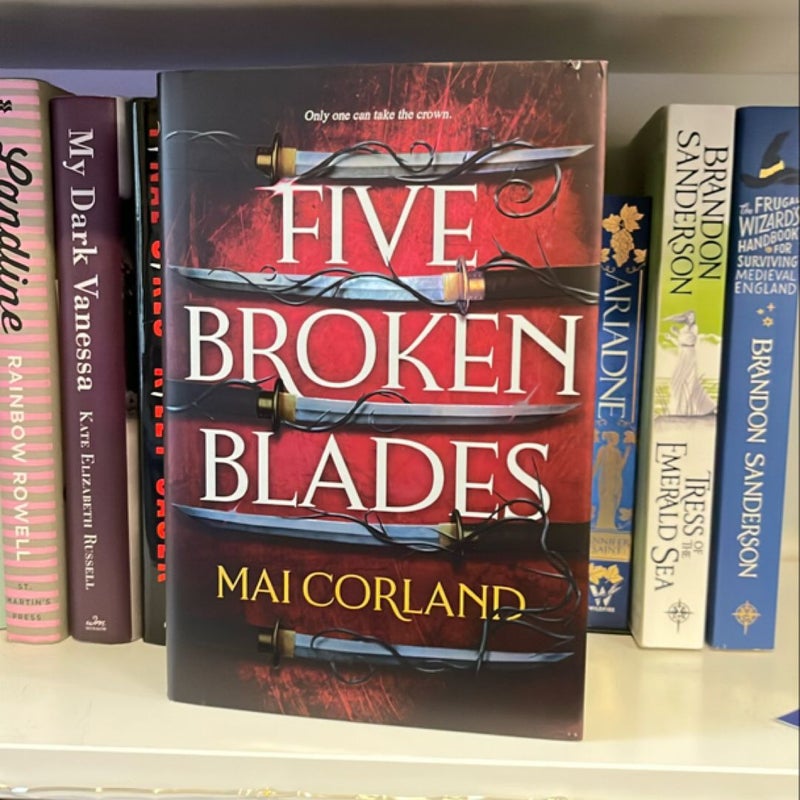 Five Broken Blades (Deluxe Limited Edition)