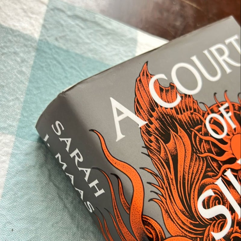 A Court of Silver Flames