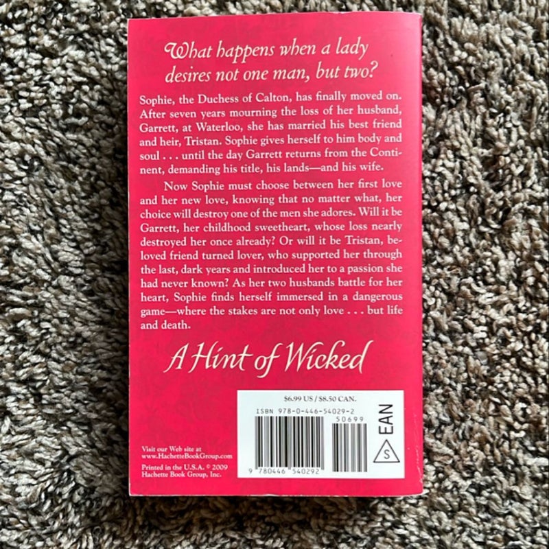 A Hint of Wicked (Stepback)