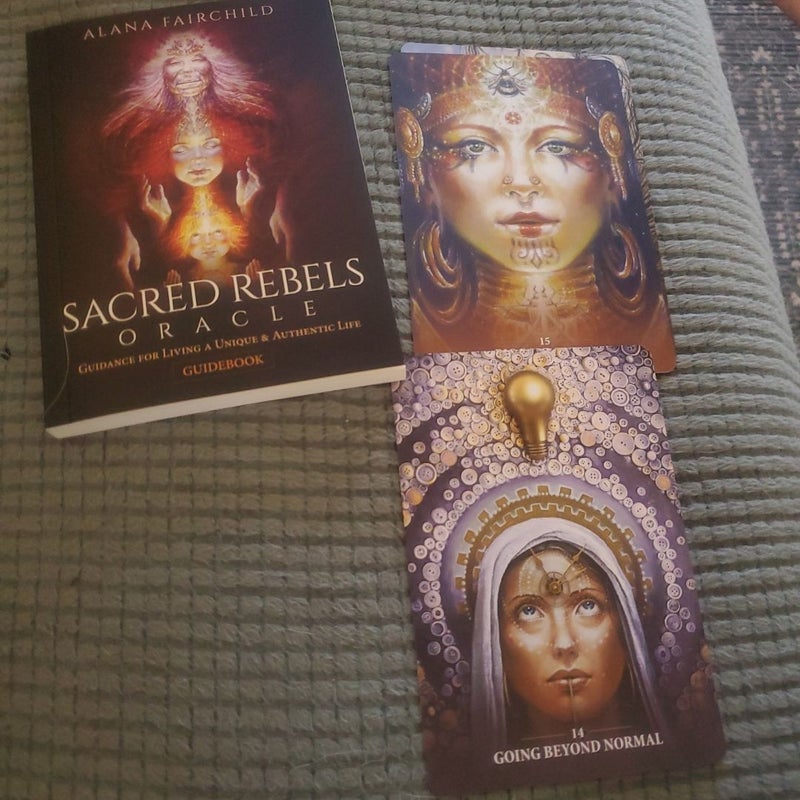 Sacred Rebels Oracle - 2020 Borderless Edition