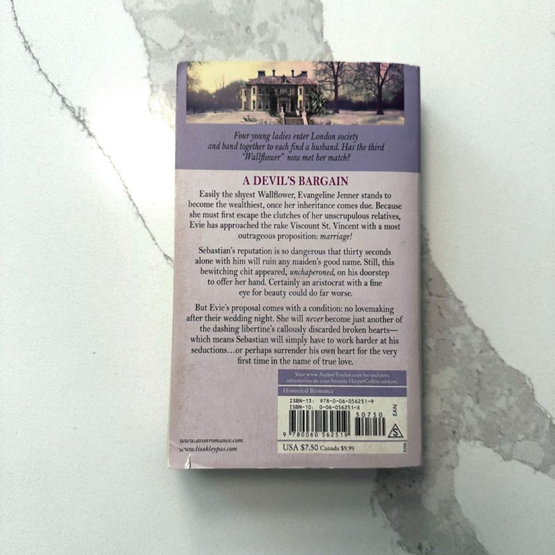 Devil in Winter - Avon 1st Edition 1st Printing Clinch Cover Stepback (2006)