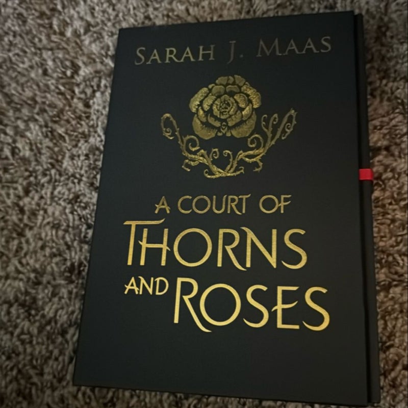 A Court of Thorns And Roses